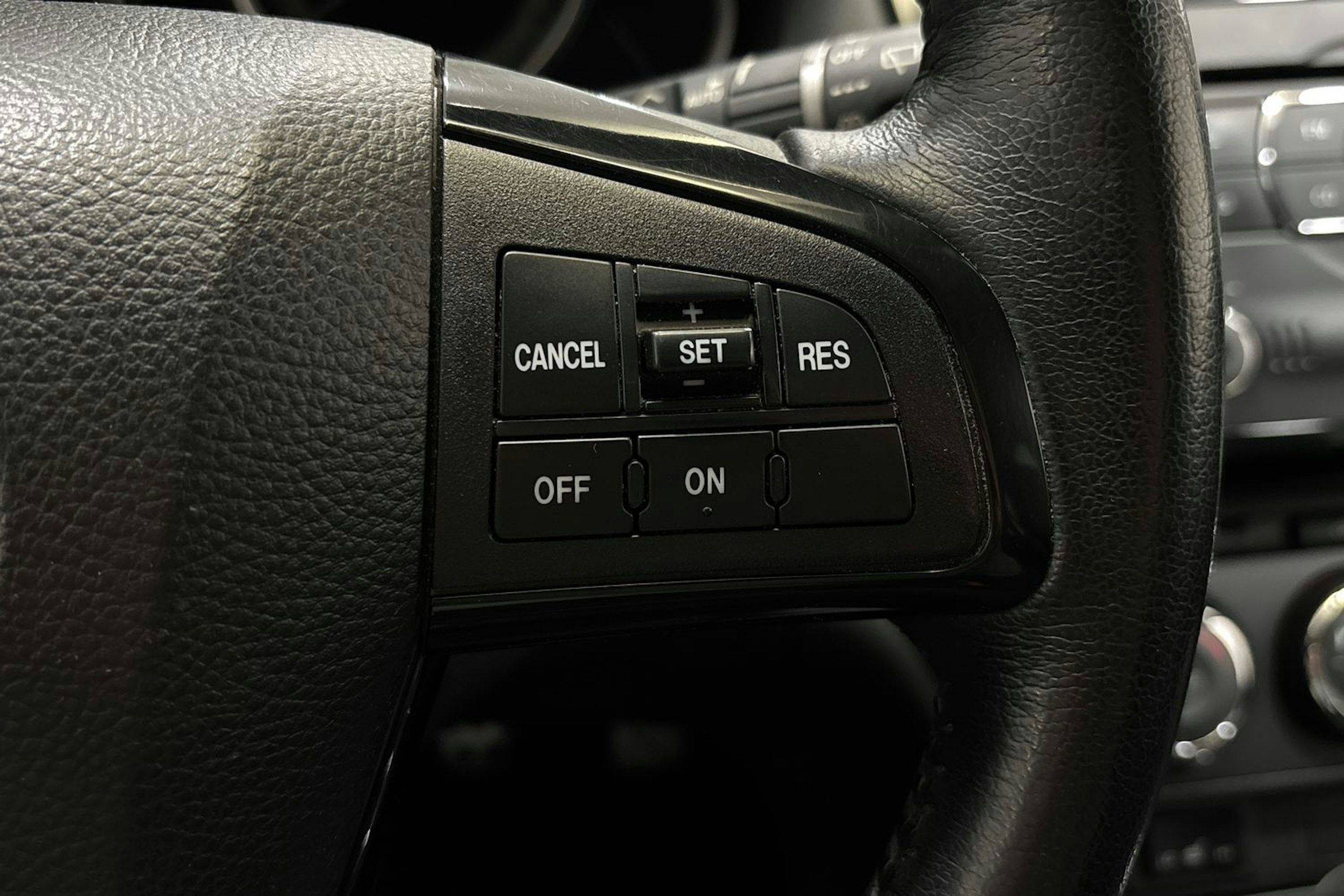 punainen Mazda 6 2013 kuva 16.