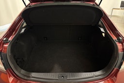 punainen Mazda 6 2013 kuva 18.