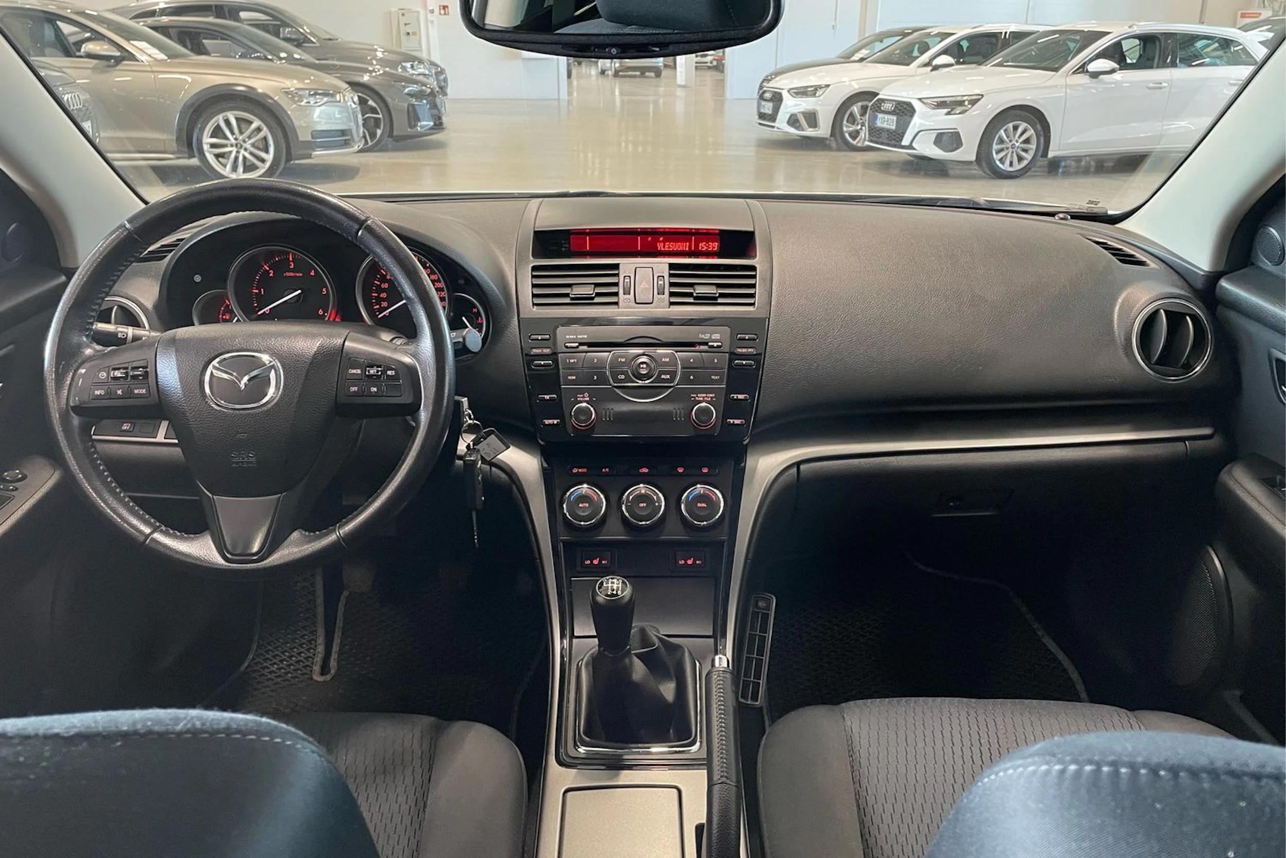met. harmaa Mazda 6 2013 kuva 11.