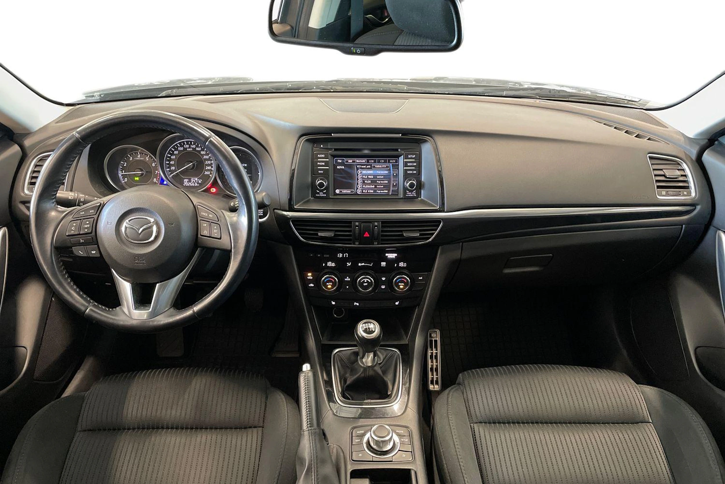 harmaa Mazda 6 2014 kuva 9.
