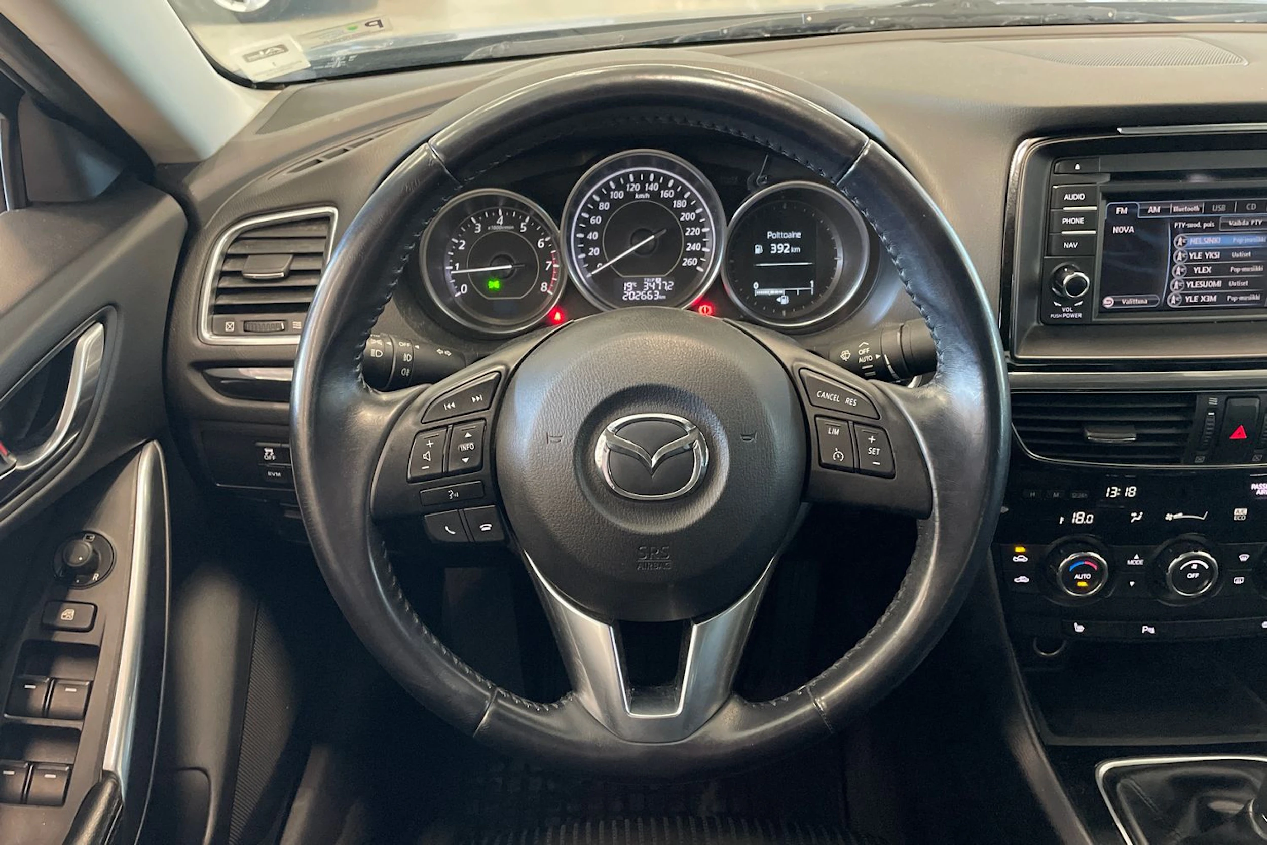 harmaa Mazda 6 2014 kuva 16.