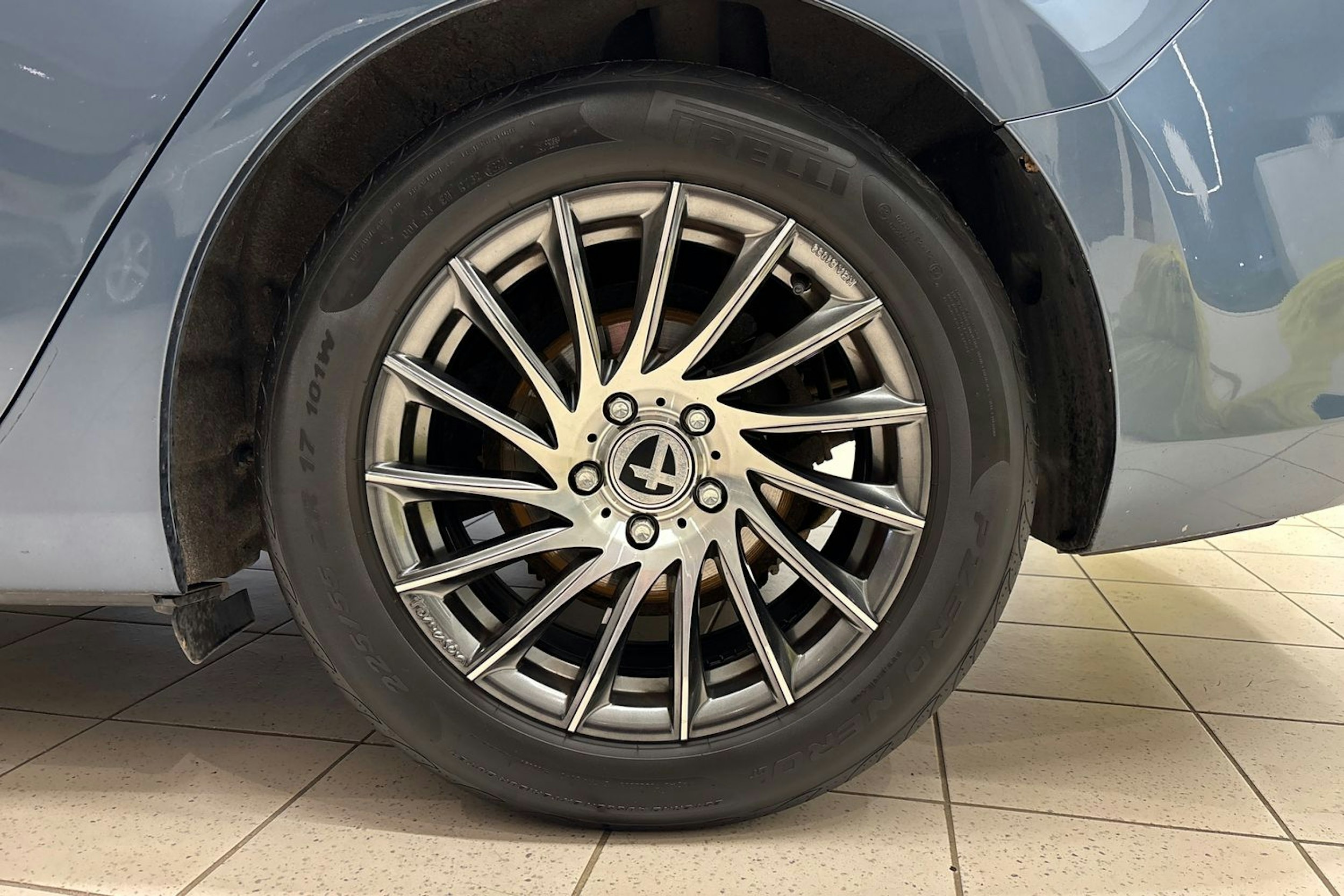 Sininen Mazda 6 2014 kuva 11.