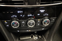 Sininen Mazda 6 2014 kuva 18.