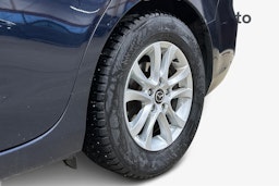 sininen Mazda 6 2015 kuva 11.