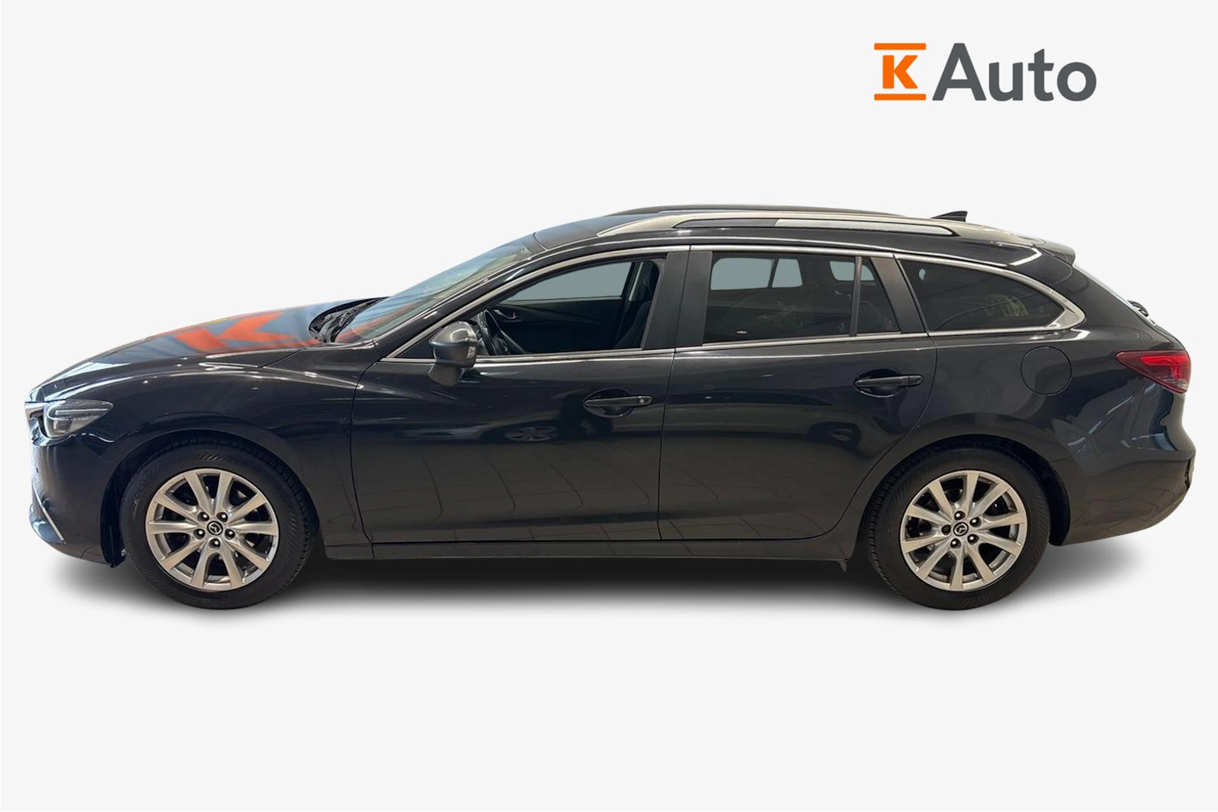 Musta Mazda 6 2016 kuva 5.