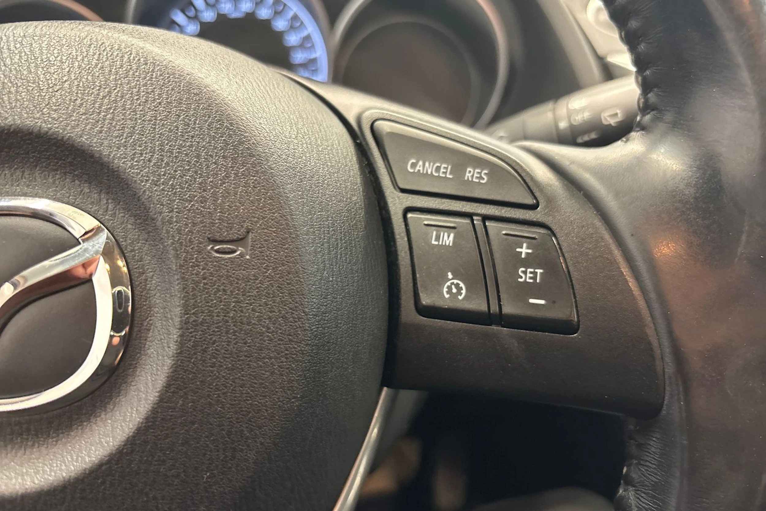 Musta Mazda 6 2016 kuva 17.