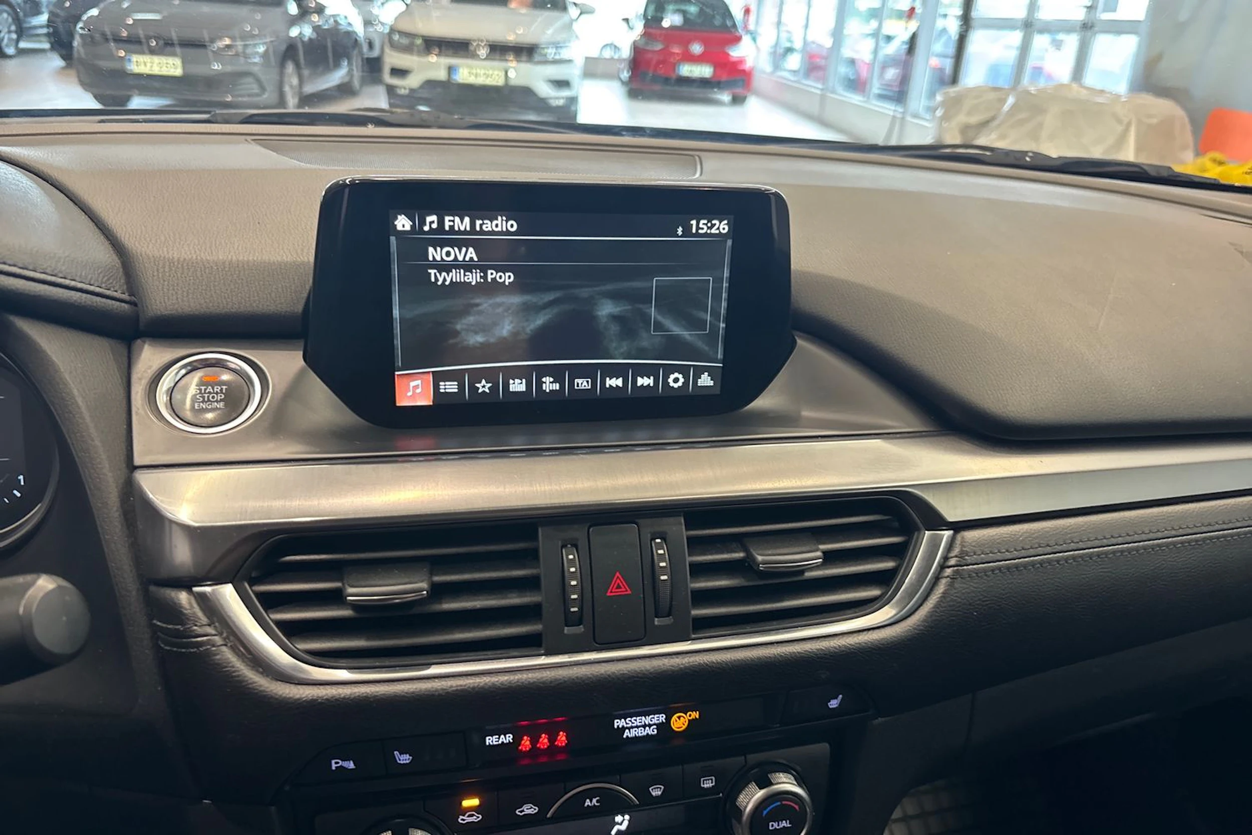 Musta Mazda 6 2016 kuva 23.