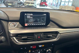 Musta Mazda 6 2016 kuva 23.