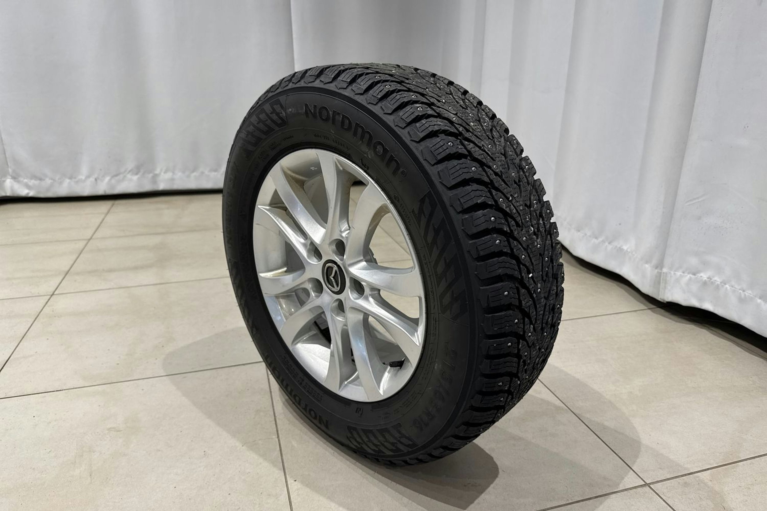 harmaa Mazda 6 2017 kuva 14.