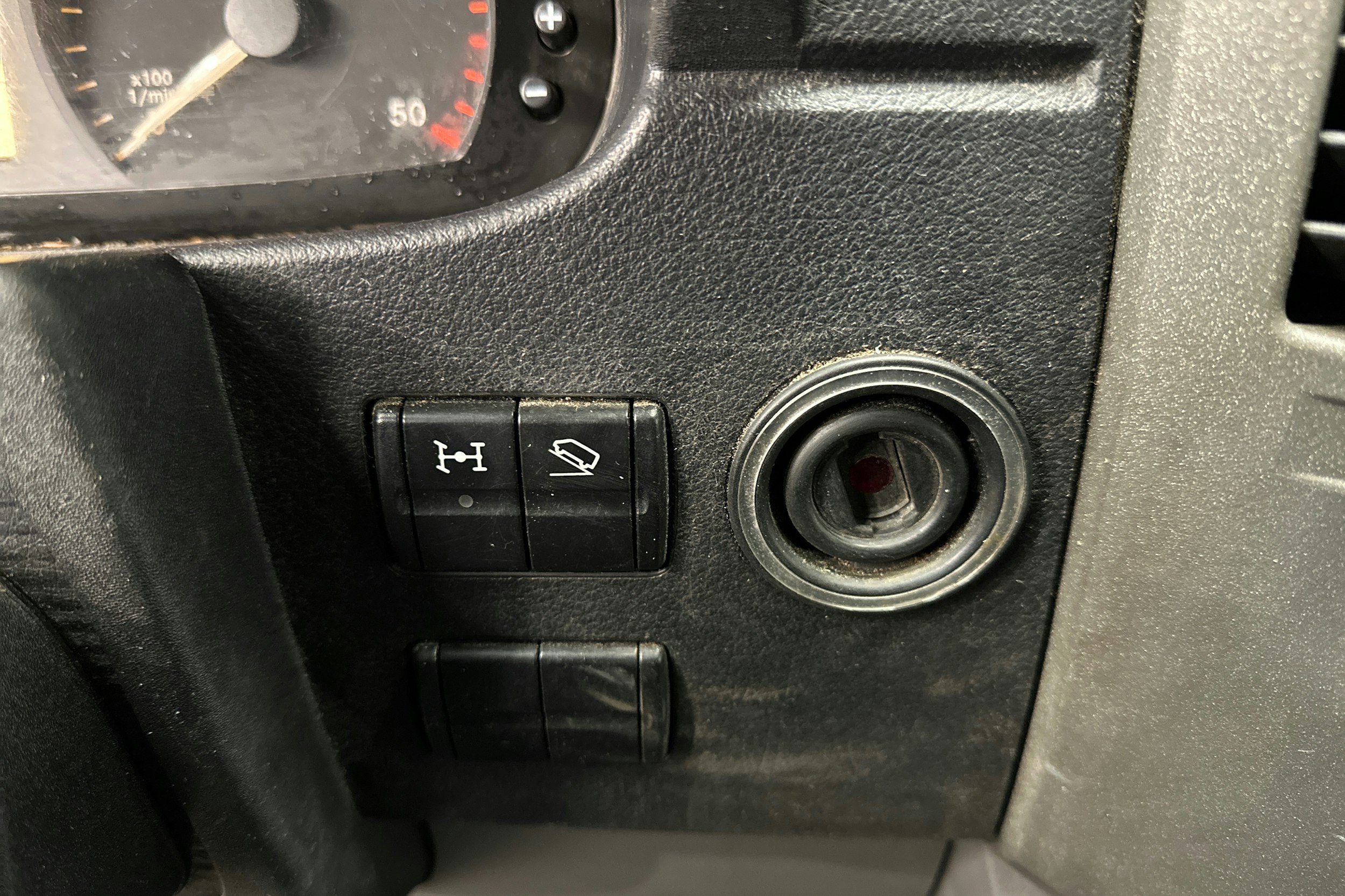 sininen Mercedes-Benz 315 CDI 4X4 2008 kuva 29.