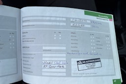 punainen Mercedes-Benz A 2005 kuva 23.
