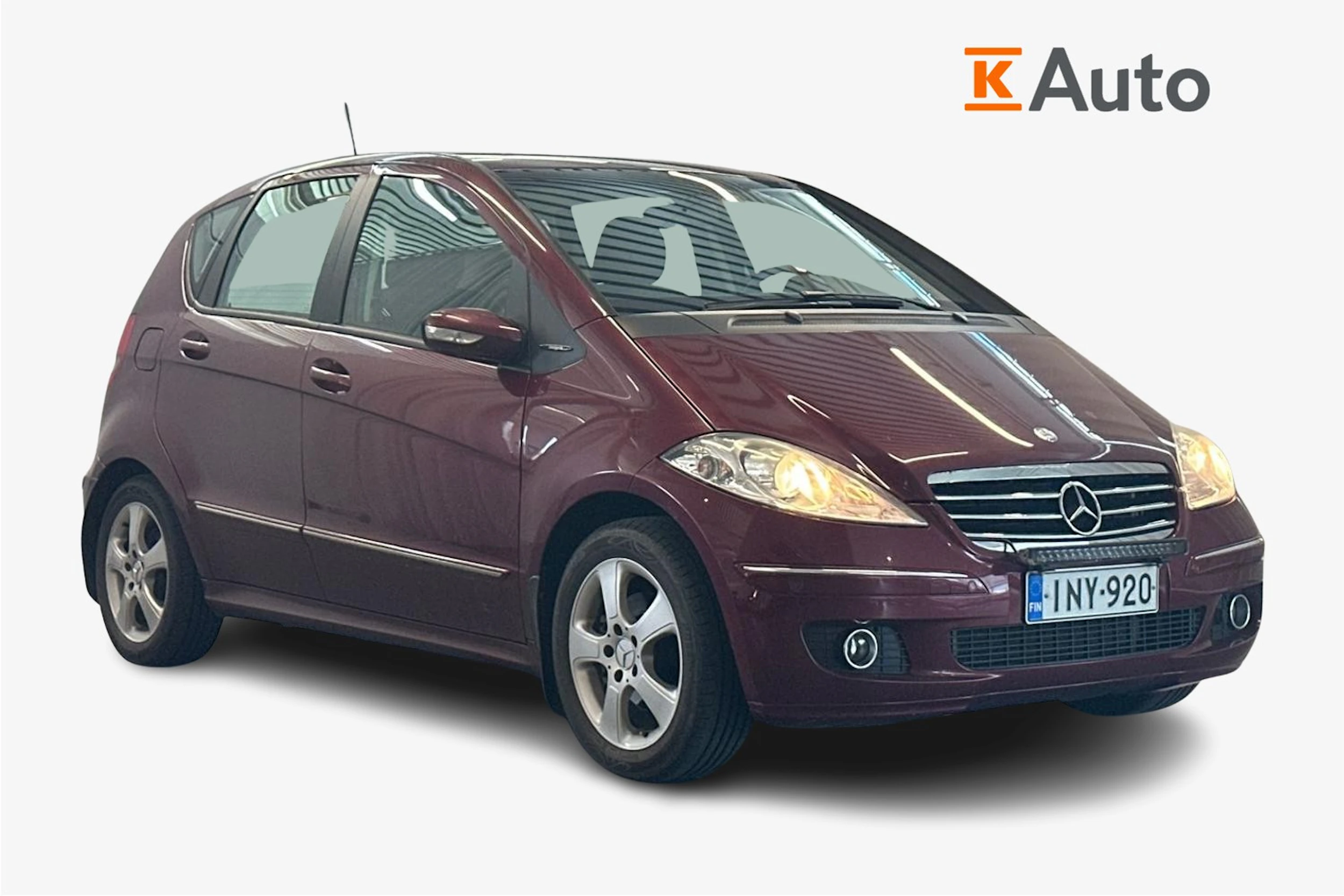 punainen Mercedes-Benz A 2006 kuva 1.