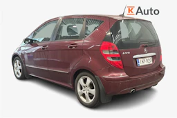 punainen Mercedes-Benz A 2006 kuva 2.