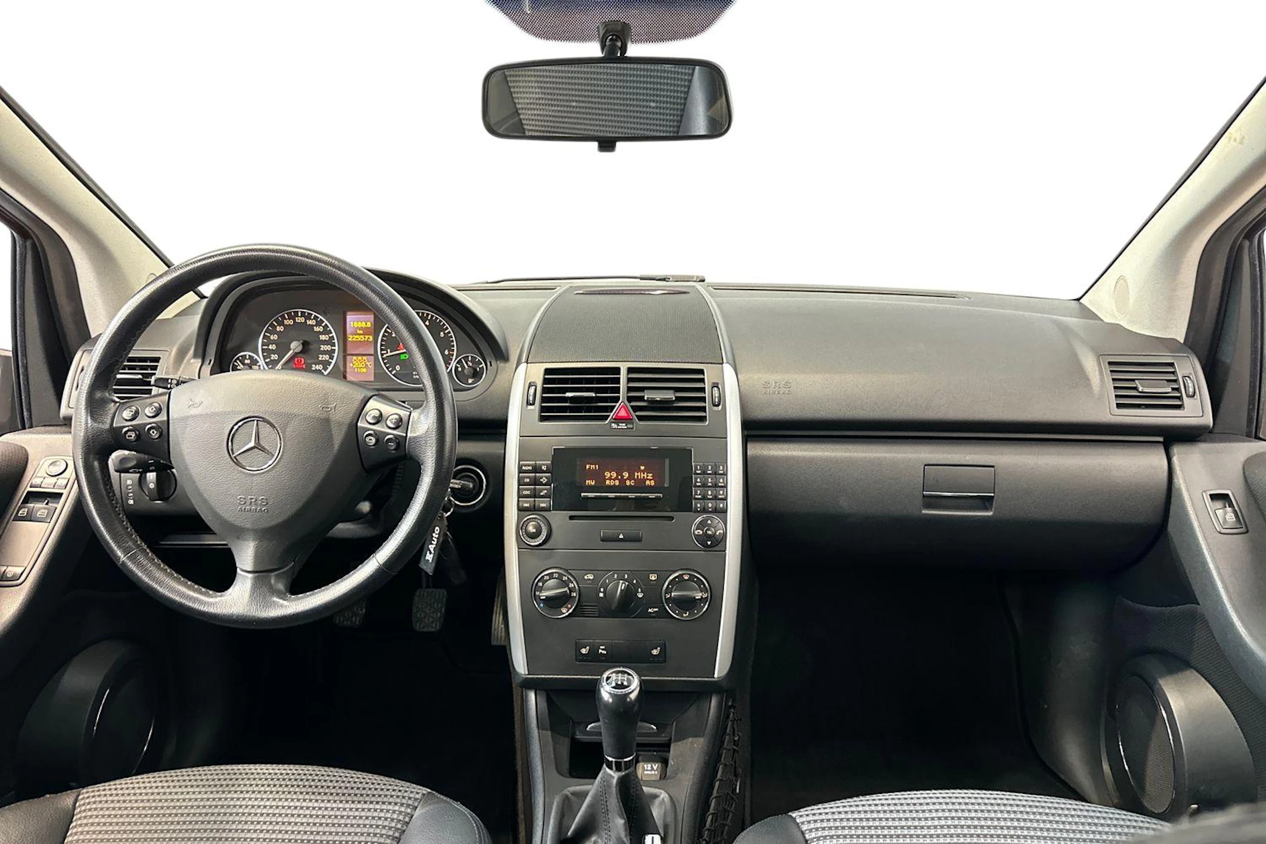 punainen Mercedes-Benz A 2006 kuva 9.
