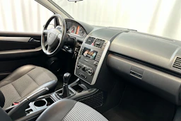 punainen Mercedes-Benz A 2006 kuva 12.
