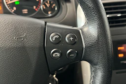 punainen Mercedes-Benz A 2006 kuva 18.