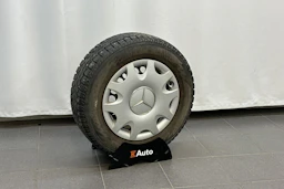punainen Mercedes-Benz A 2006 kuva 26.
