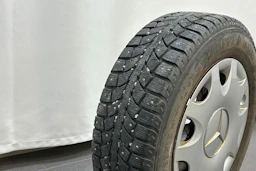 punainen Mercedes-Benz A 2006 kuva 27.