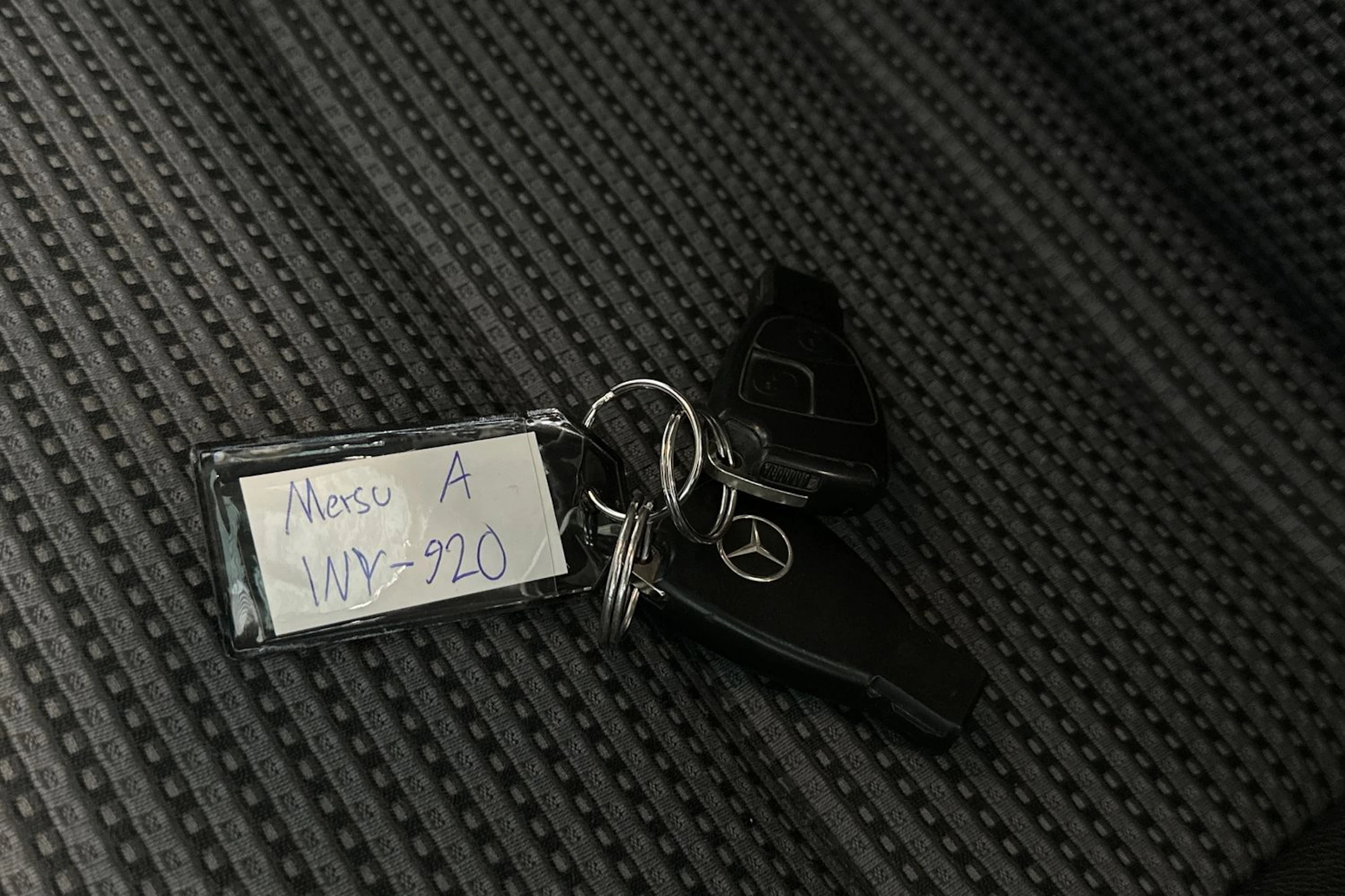 punainen Mercedes-Benz A 2006 kuva 28.