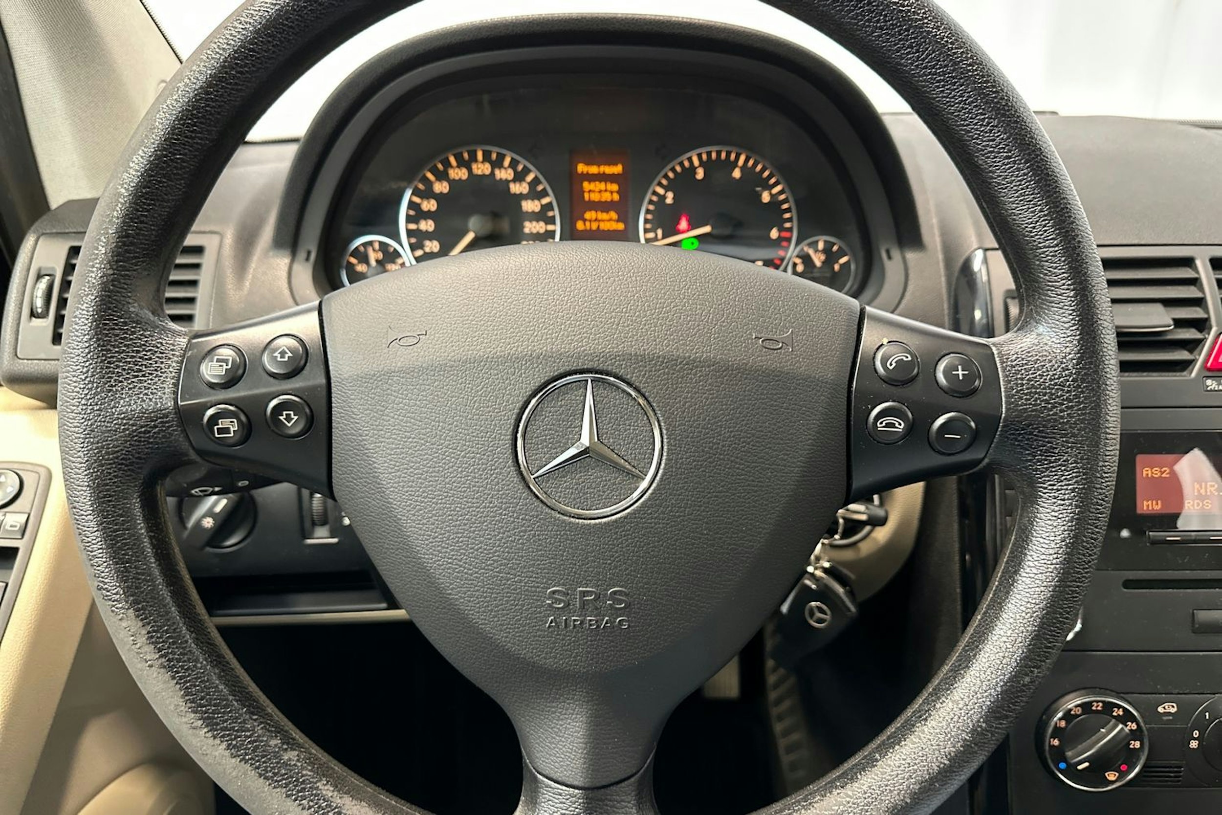 musta Mercedes-Benz A 2007 kuva 15.