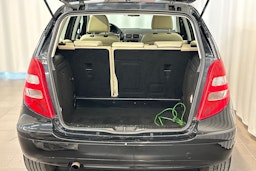 musta Mercedes-Benz A 2007 kuva 16.
