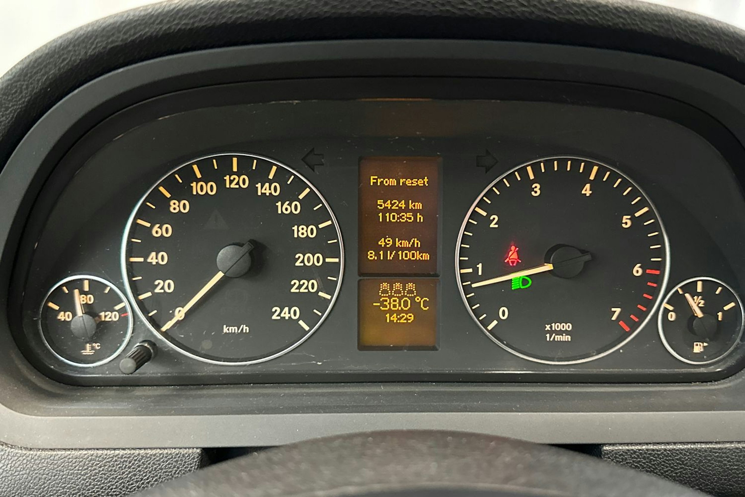 musta Mercedes-Benz A 2007 kuva 17.