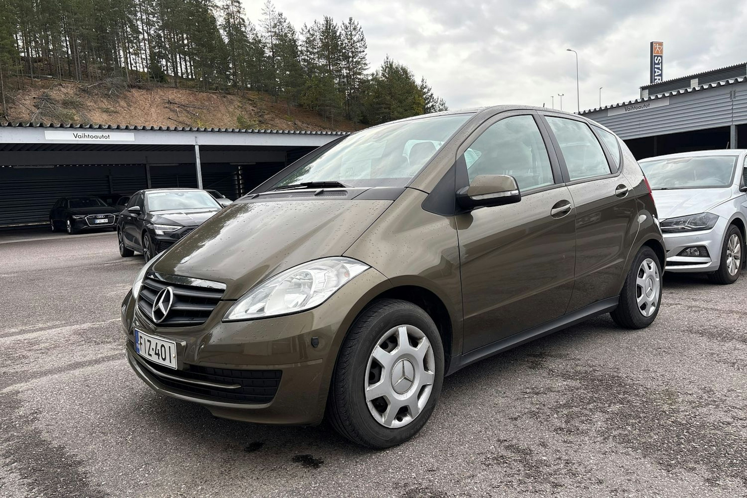 ruskea (beige) Mercedes-Benz A 2009 kuva 17.