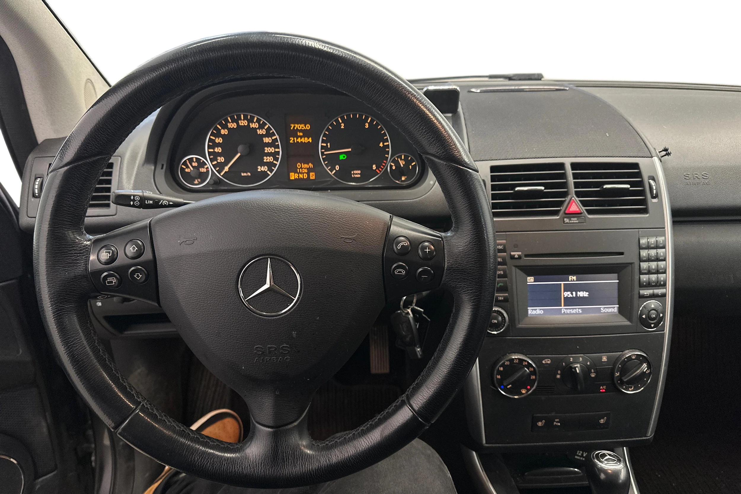 harmaa Mercedes-Benz A 2009 kuva 6.