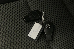 harmaa Mercedes-Benz A 2009 kuva 22.