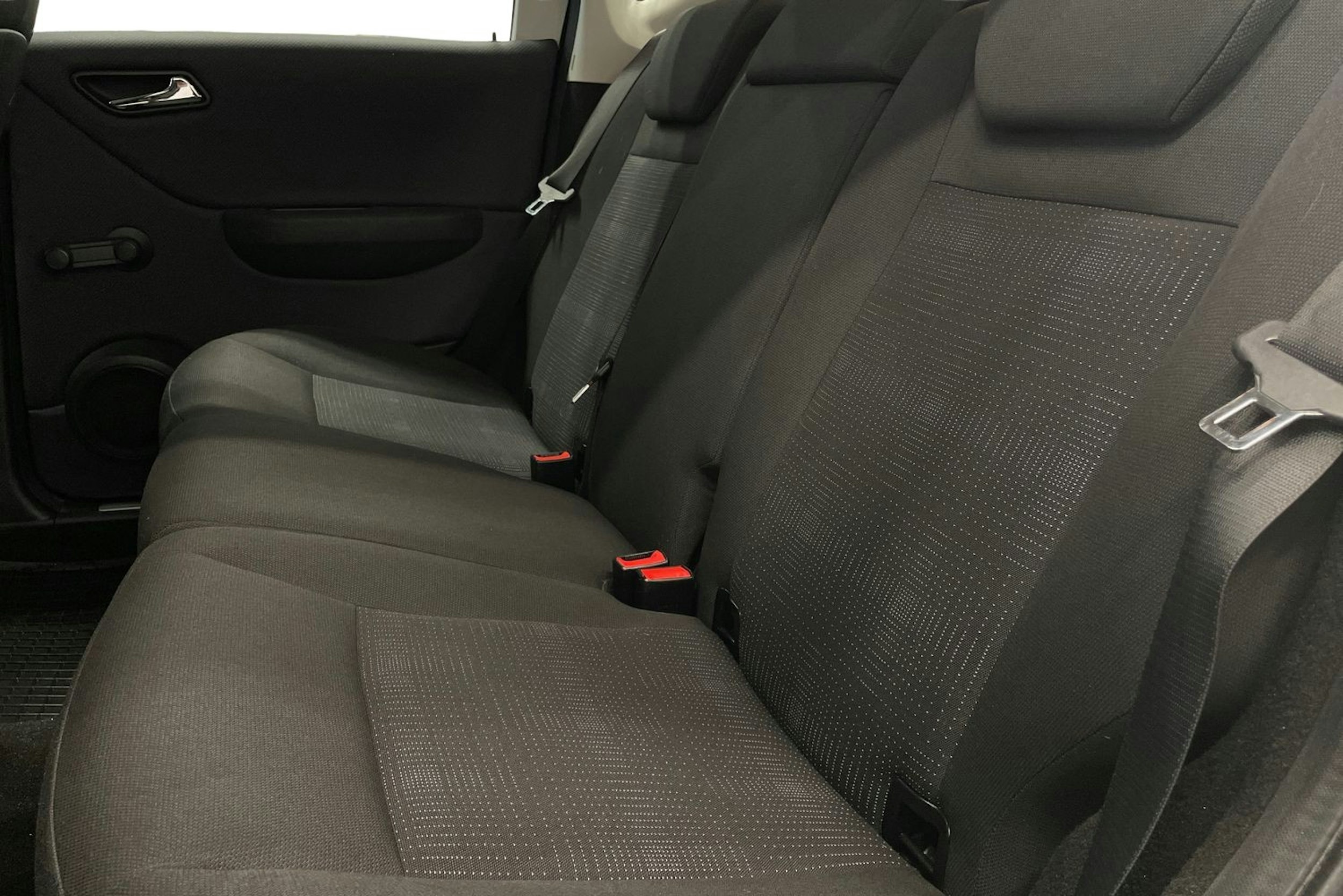 Musta Mercedes-Benz A 2010 kuva 10.