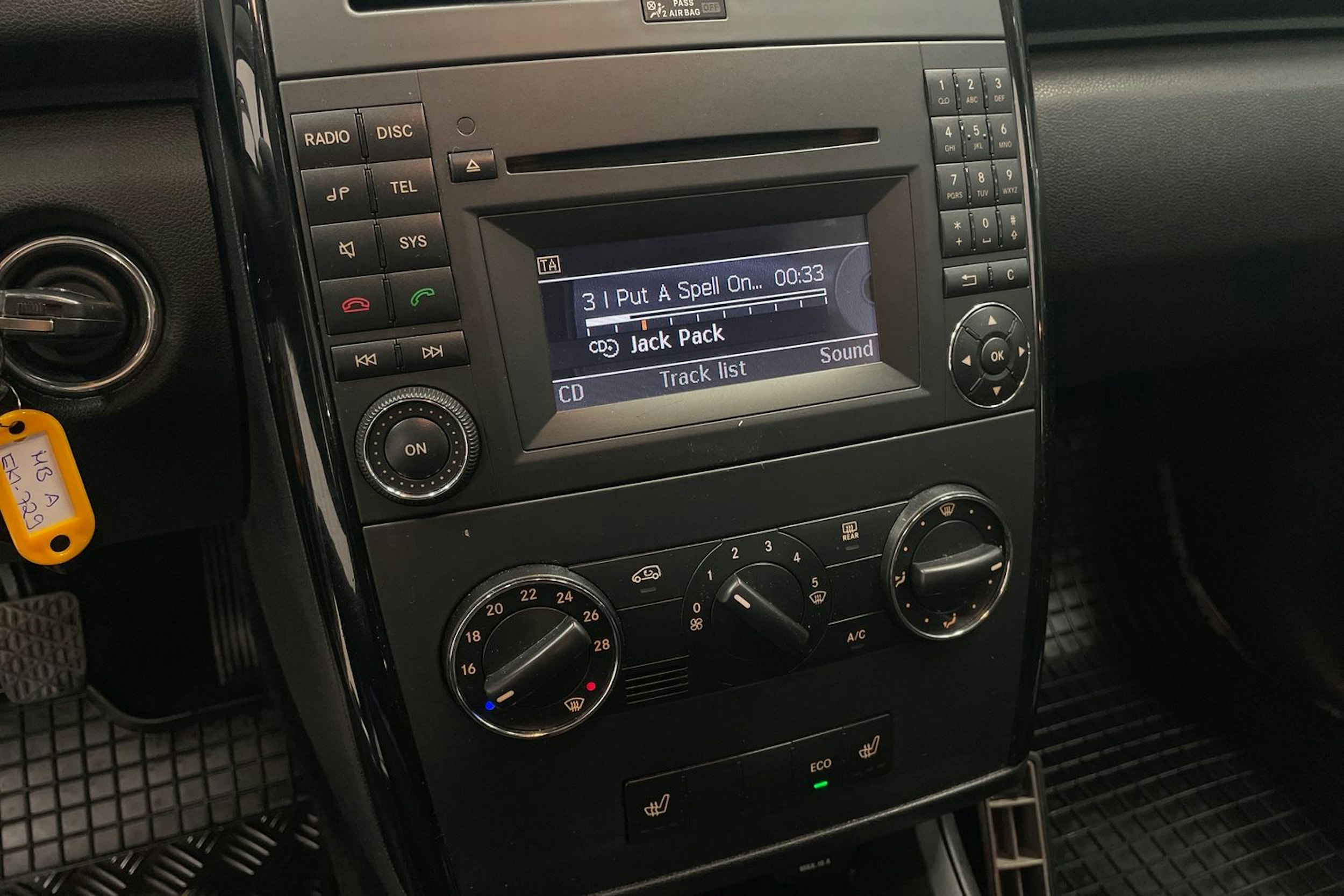 Musta Mercedes-Benz A 2010 kuva 20.