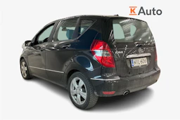 musta Mercedes-Benz A 2011 kuva 2.