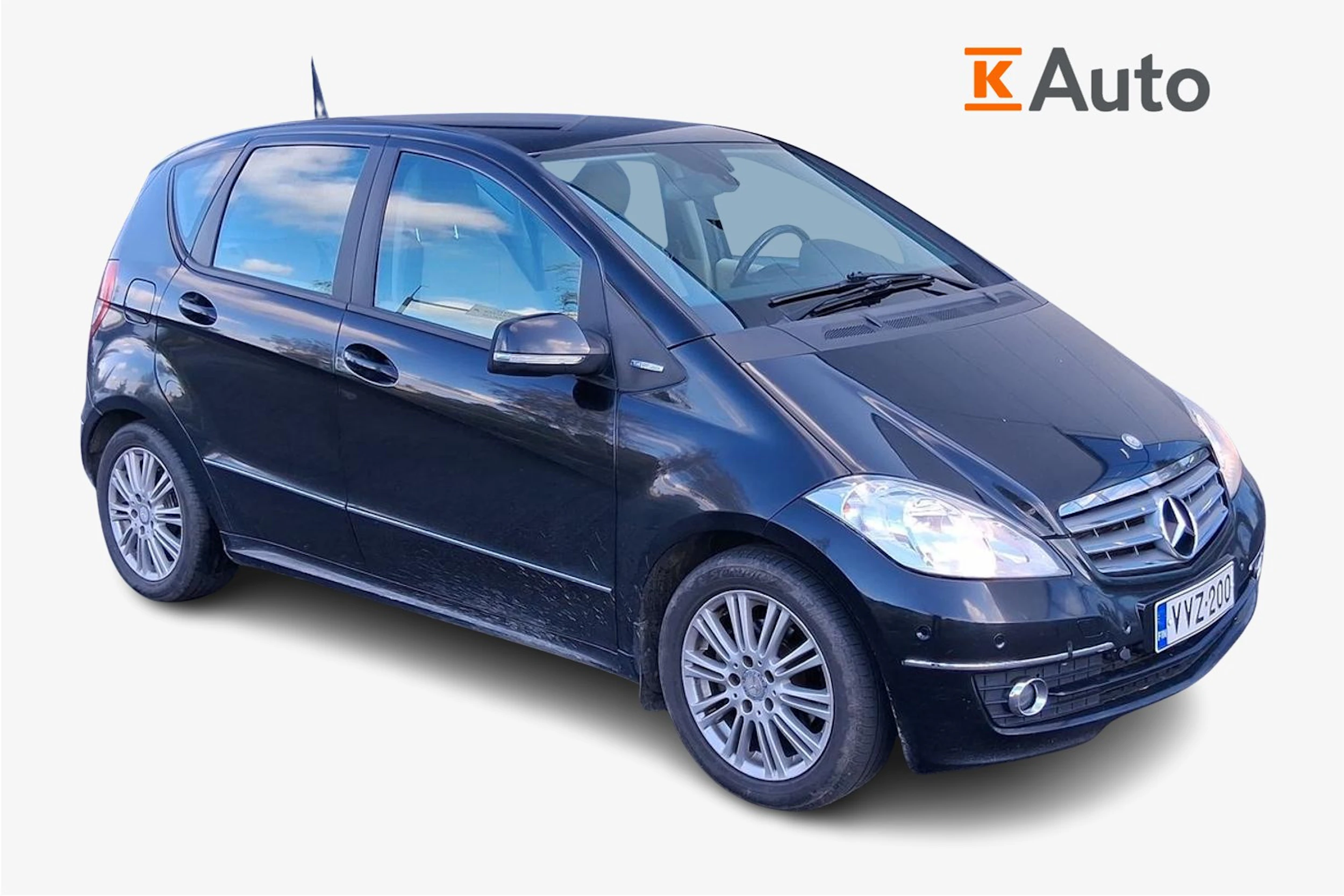 musta Mercedes-Benz A 2011 kuva 1.