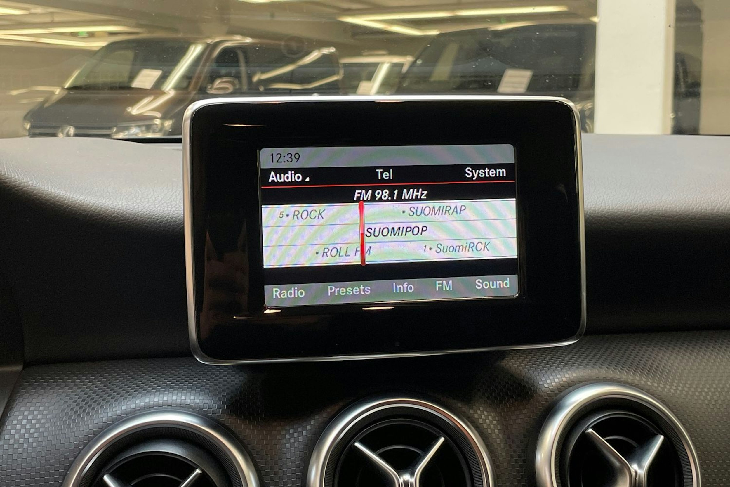 sininen Mercedes-Benz A 2012 kuva 19.