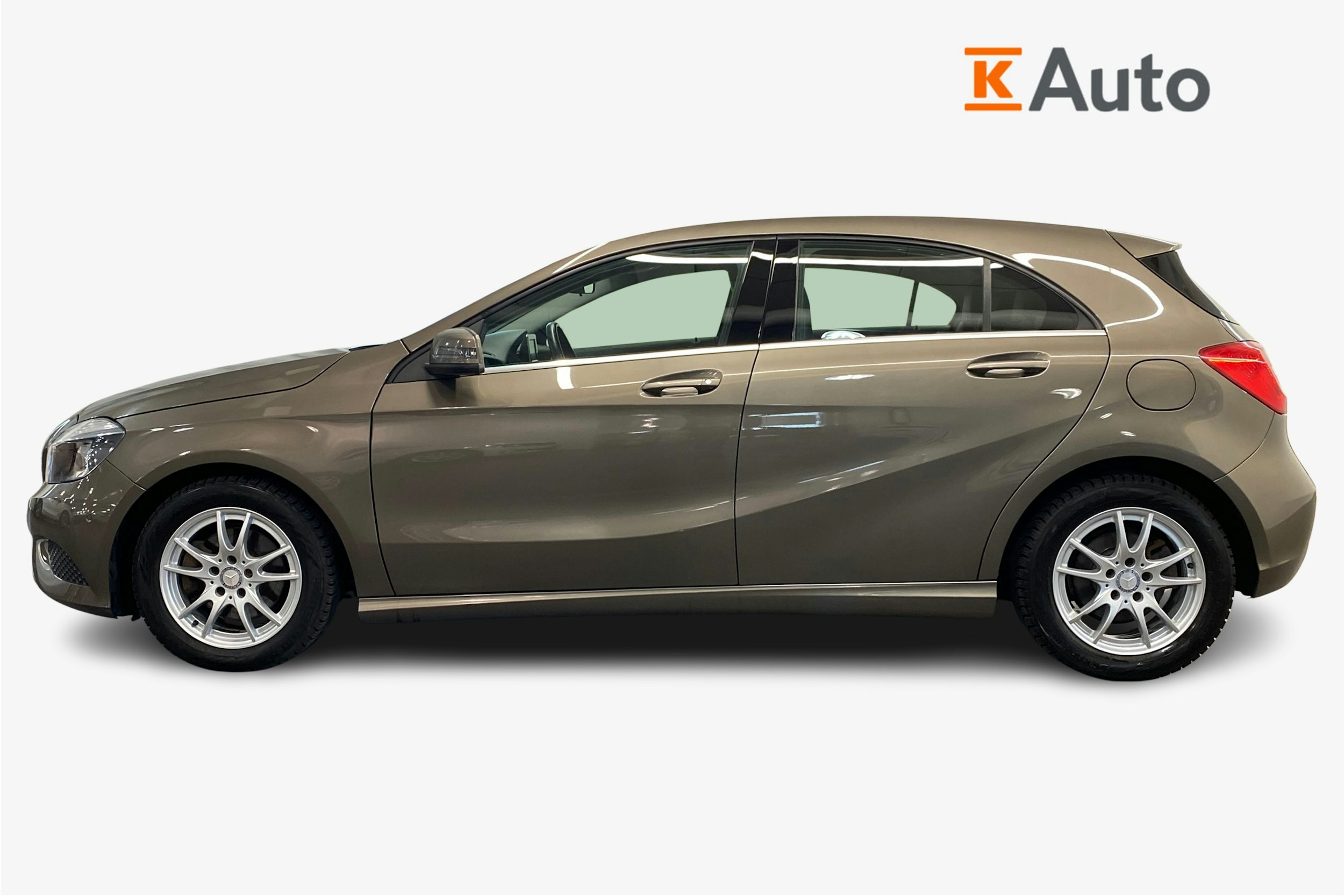 harmaa Mercedes-Benz A 2013 kuva 6.