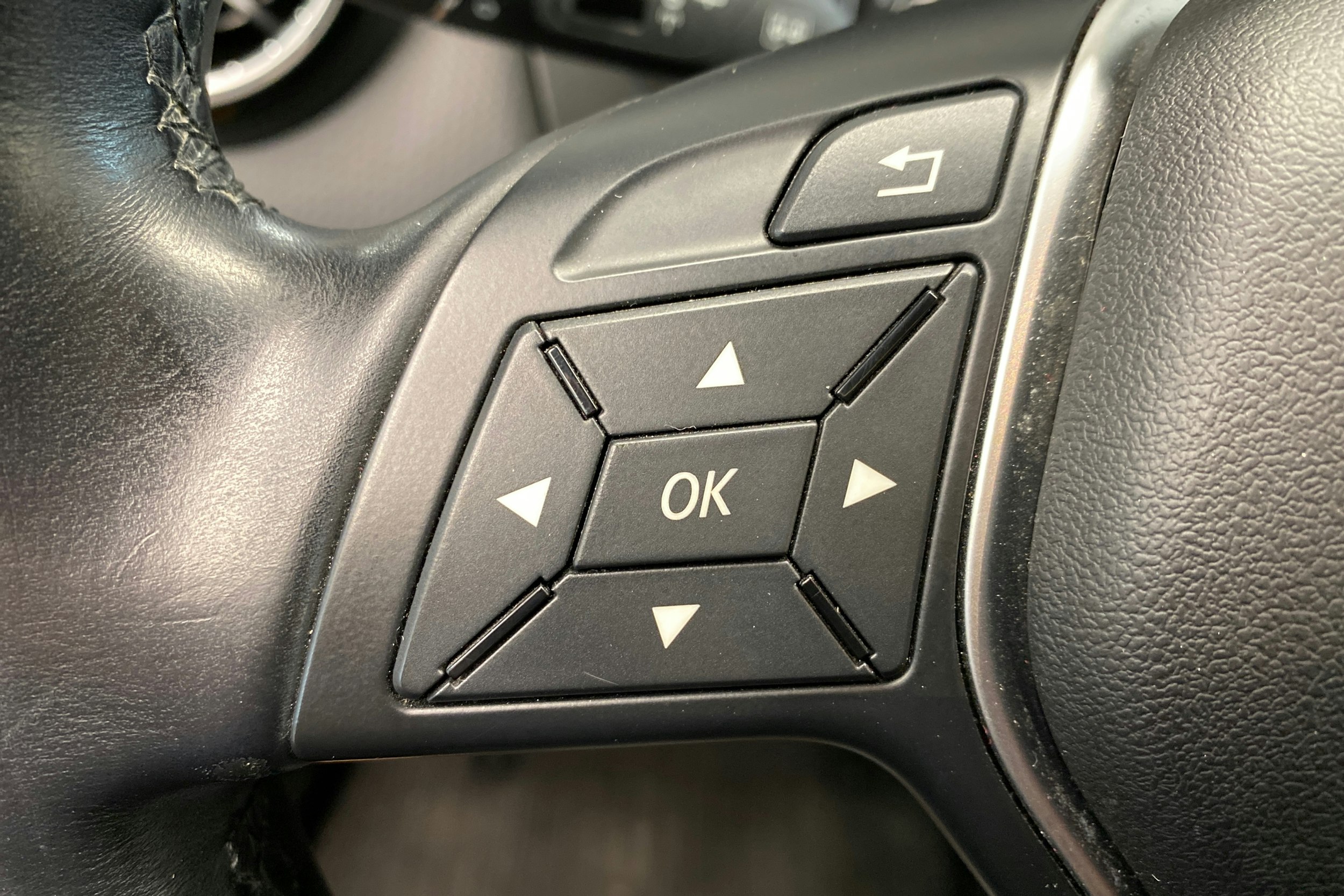 harmaa Mercedes-Benz A 2013 kuva 18.