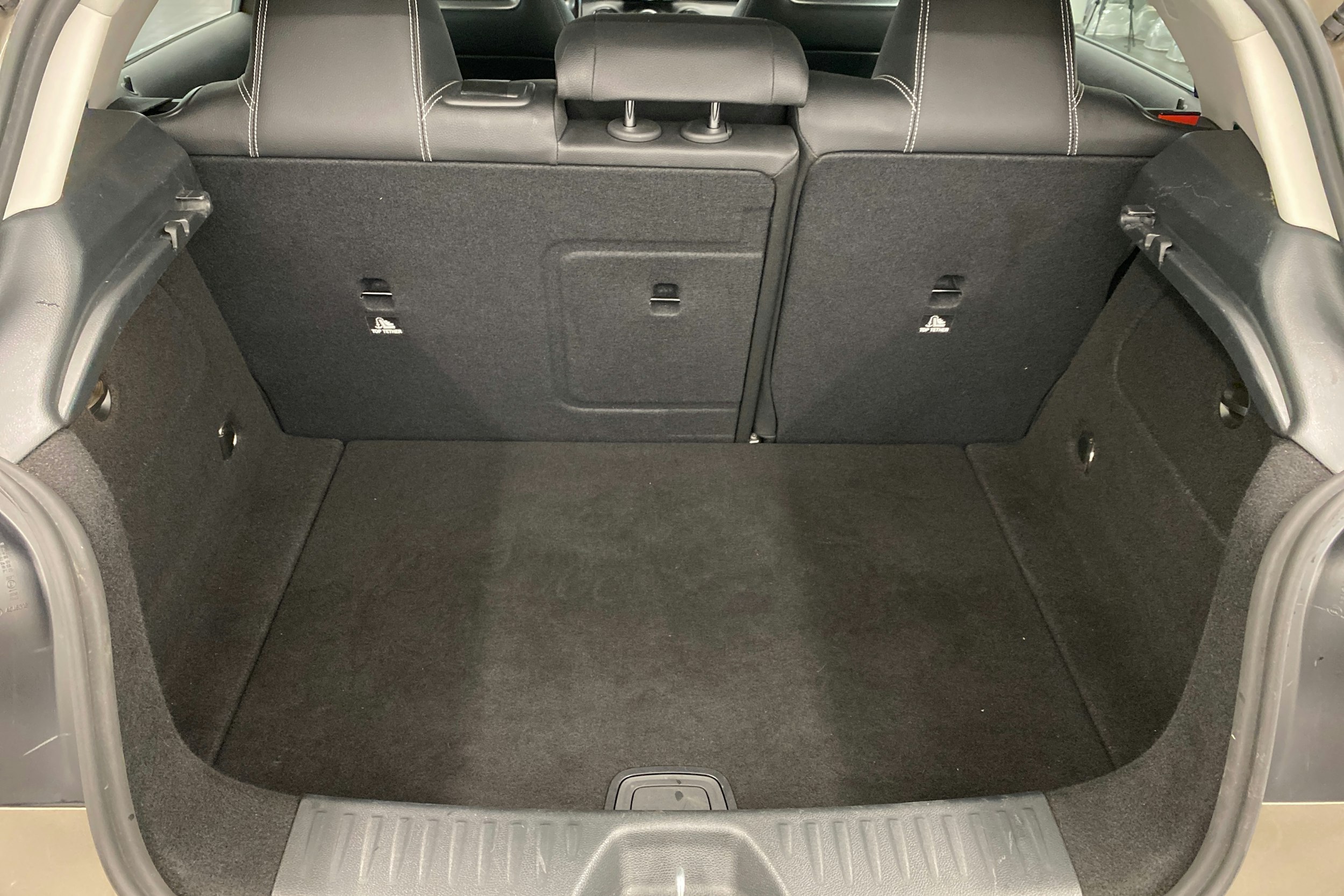 harmaa Mercedes-Benz A 2013 kuva 21.