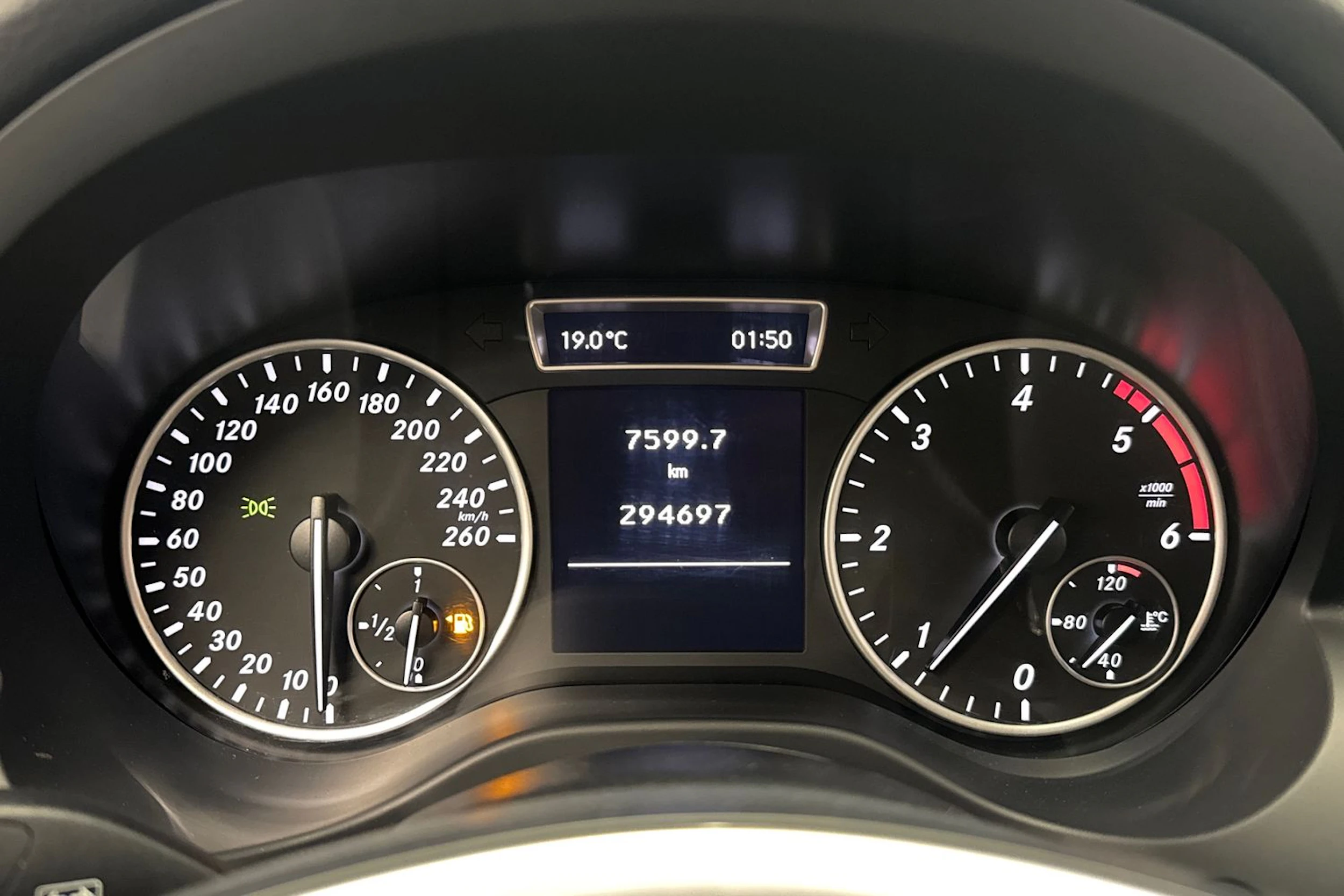 musta Mercedes-Benz A 2013 kuva 14.