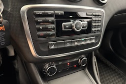 valkoinen Mercedes-Benz A 2013 kuva 20.
