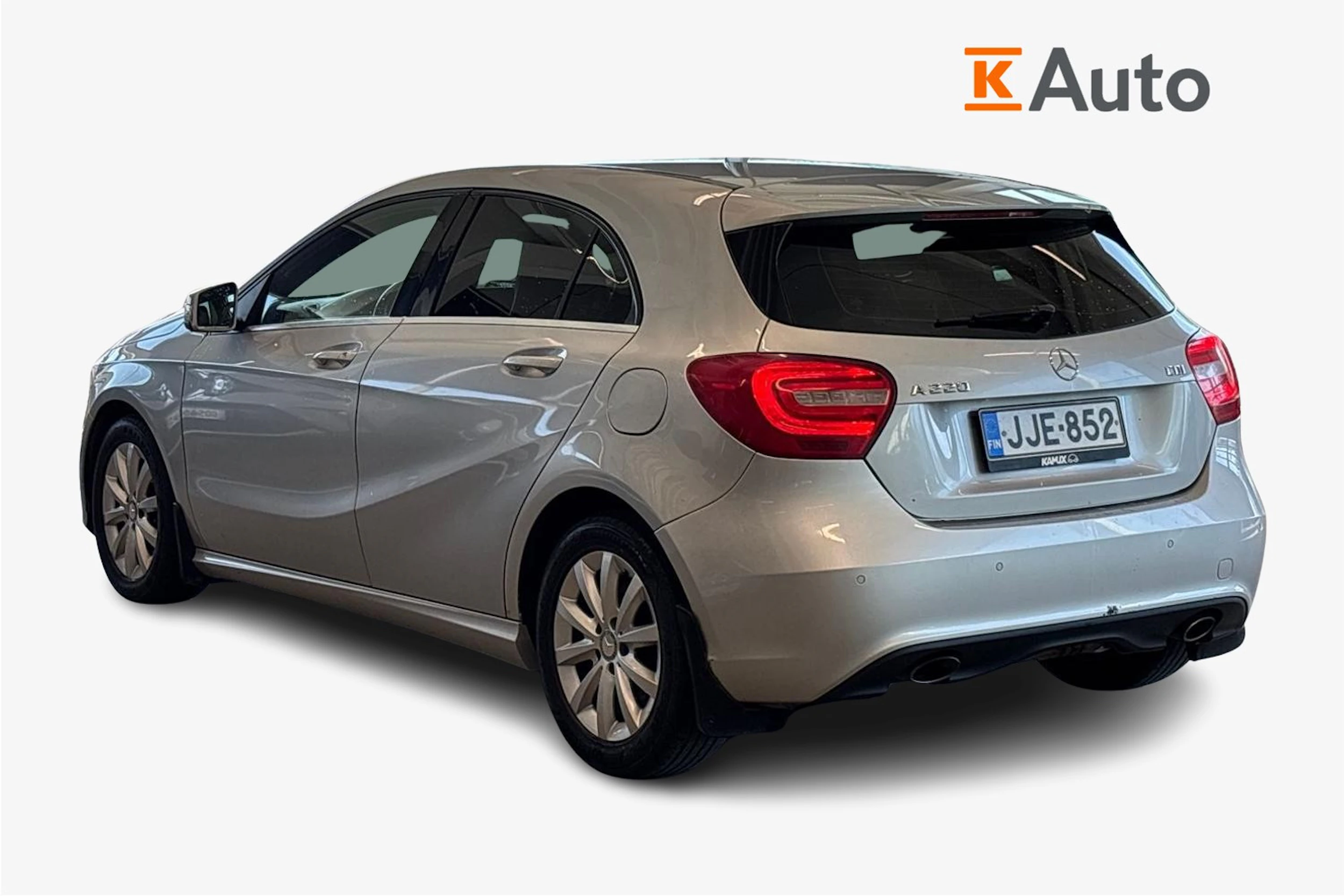 Harmaa Mercedes-Benz A 2013 kuva 2.