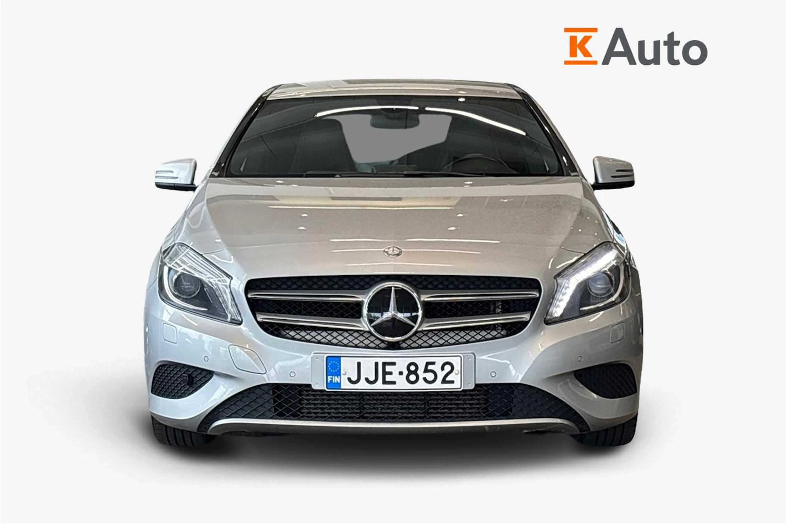 Harmaa Mercedes-Benz A 2013 kuva 5.