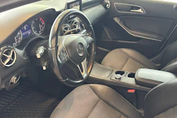 Harmaa Mercedes-Benz A 2013 kuva 8.