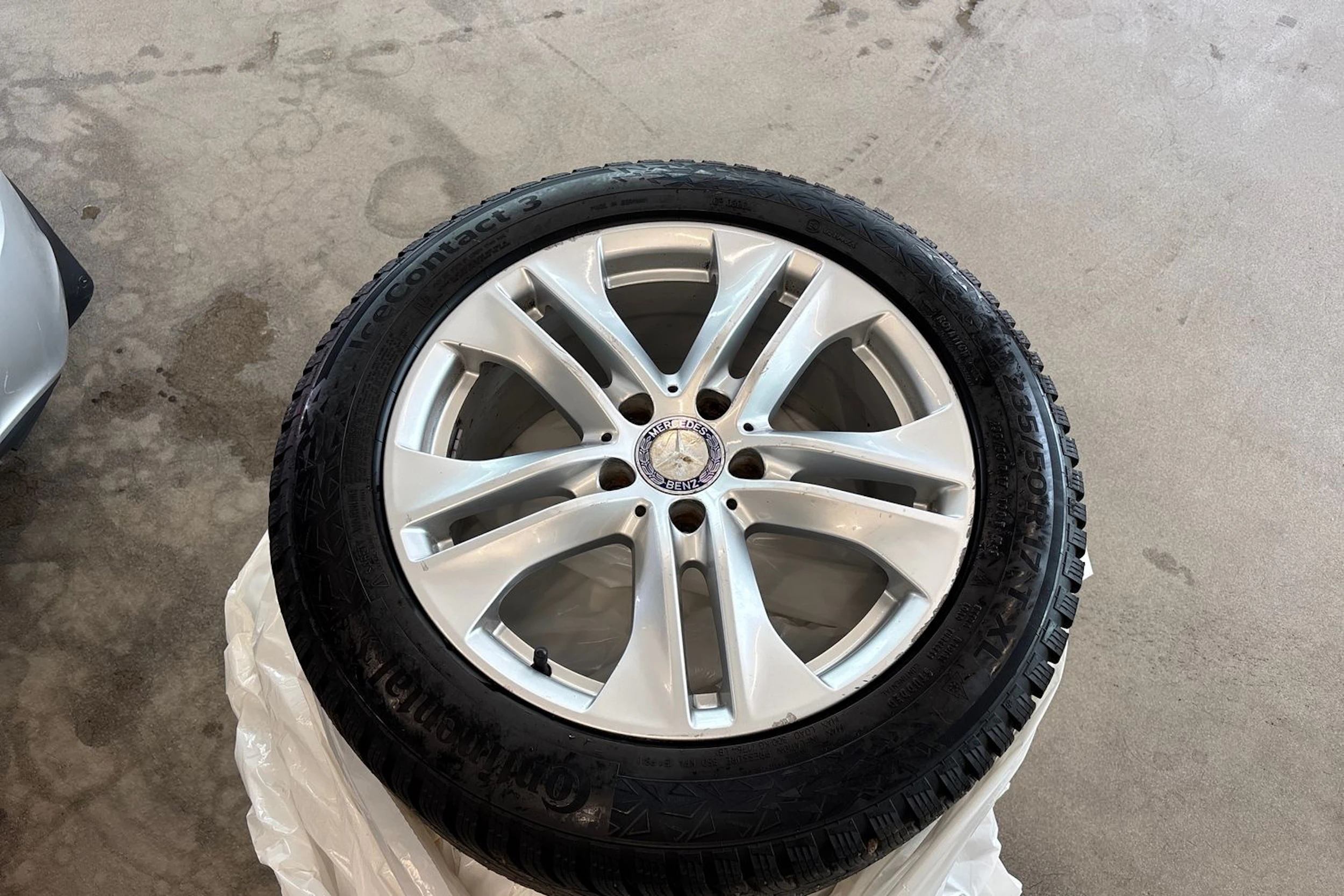 Harmaa Mercedes-Benz A 2013 kuva 13.