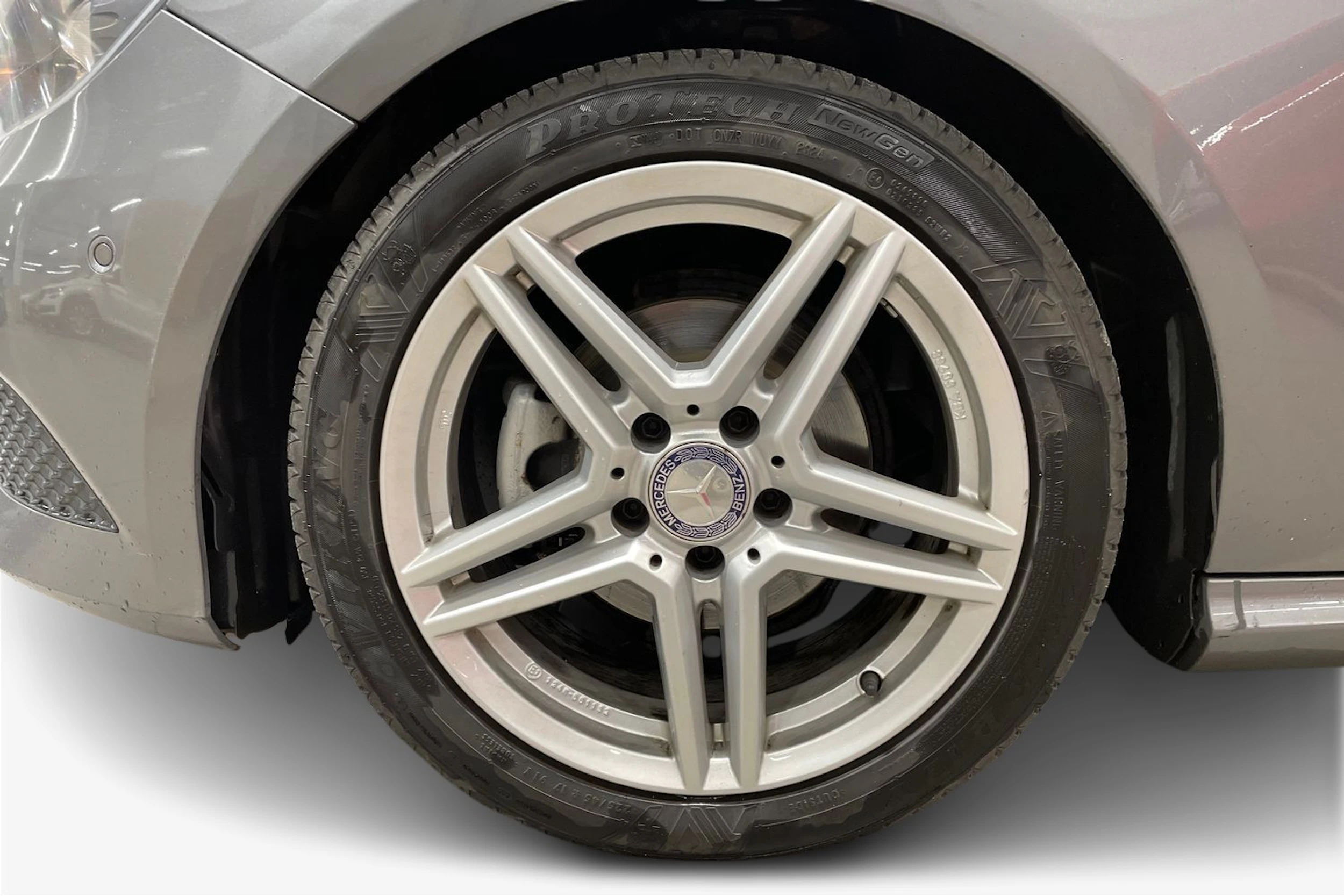 harmaa Mercedes-Benz A 2013 kuva 9.