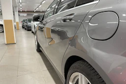 harmaa Mercedes-Benz A 2013 kuva 26.