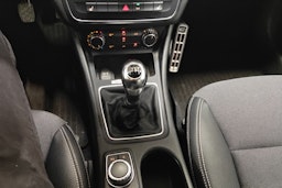sininen Mercedes-Benz A 2013 kuva 18.