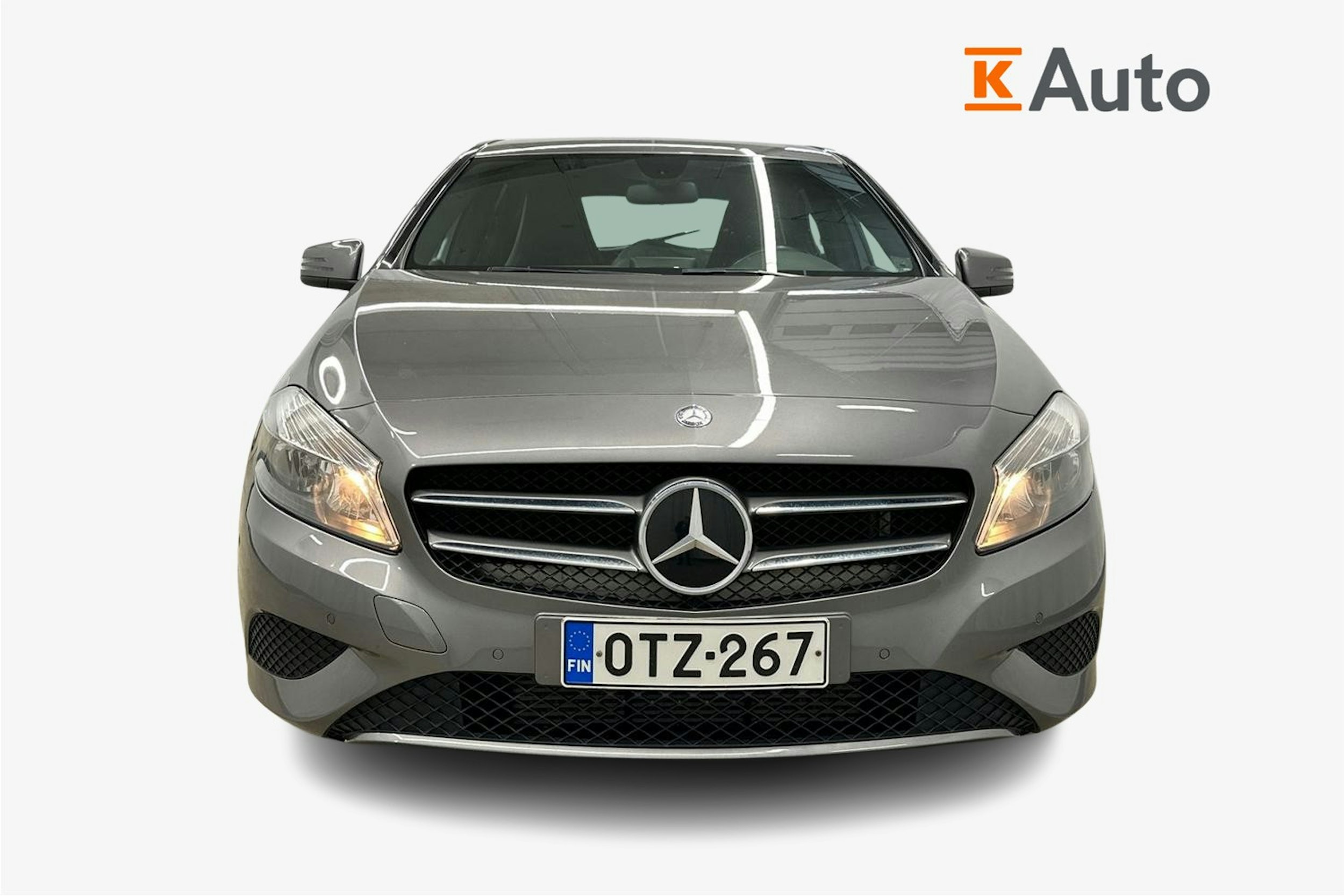 harmaa Mercedes-Benz A 2013 kuva 5.