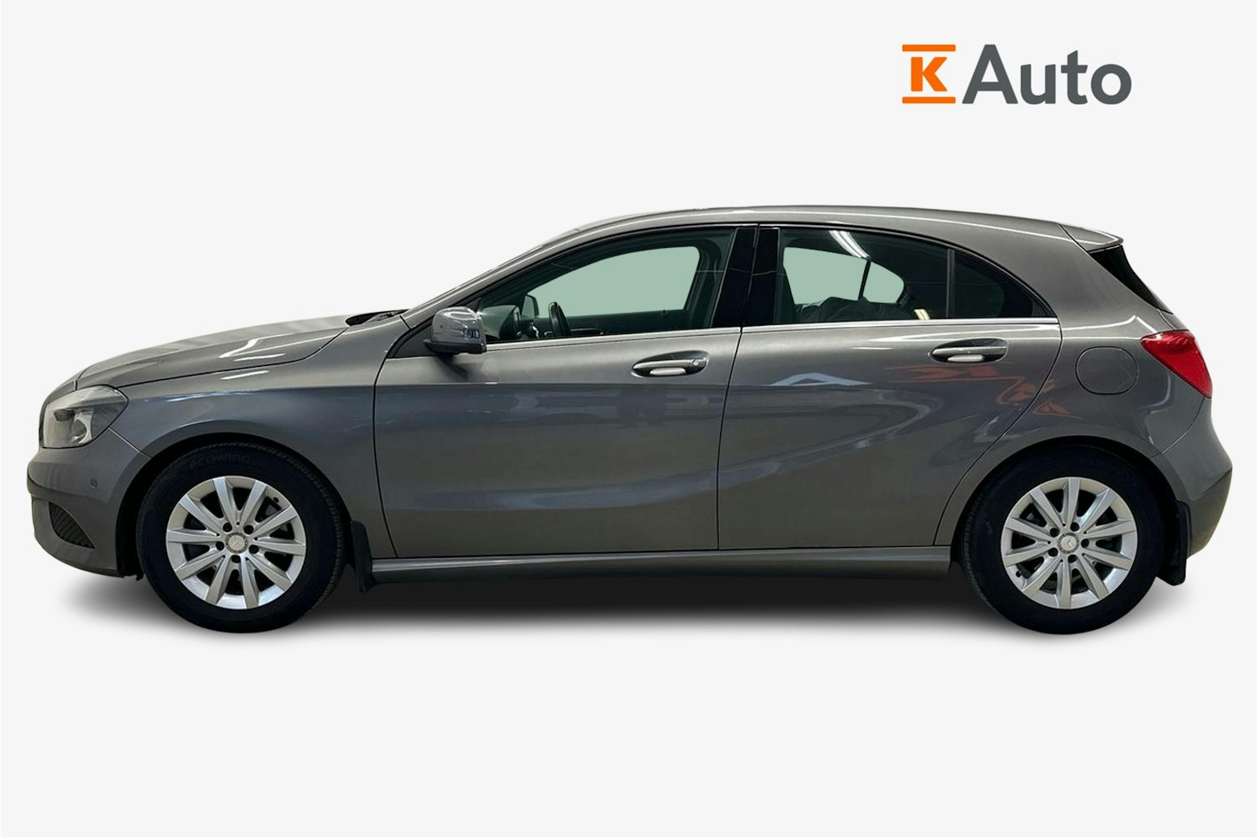 harmaa Mercedes-Benz A 2013 kuva 6.