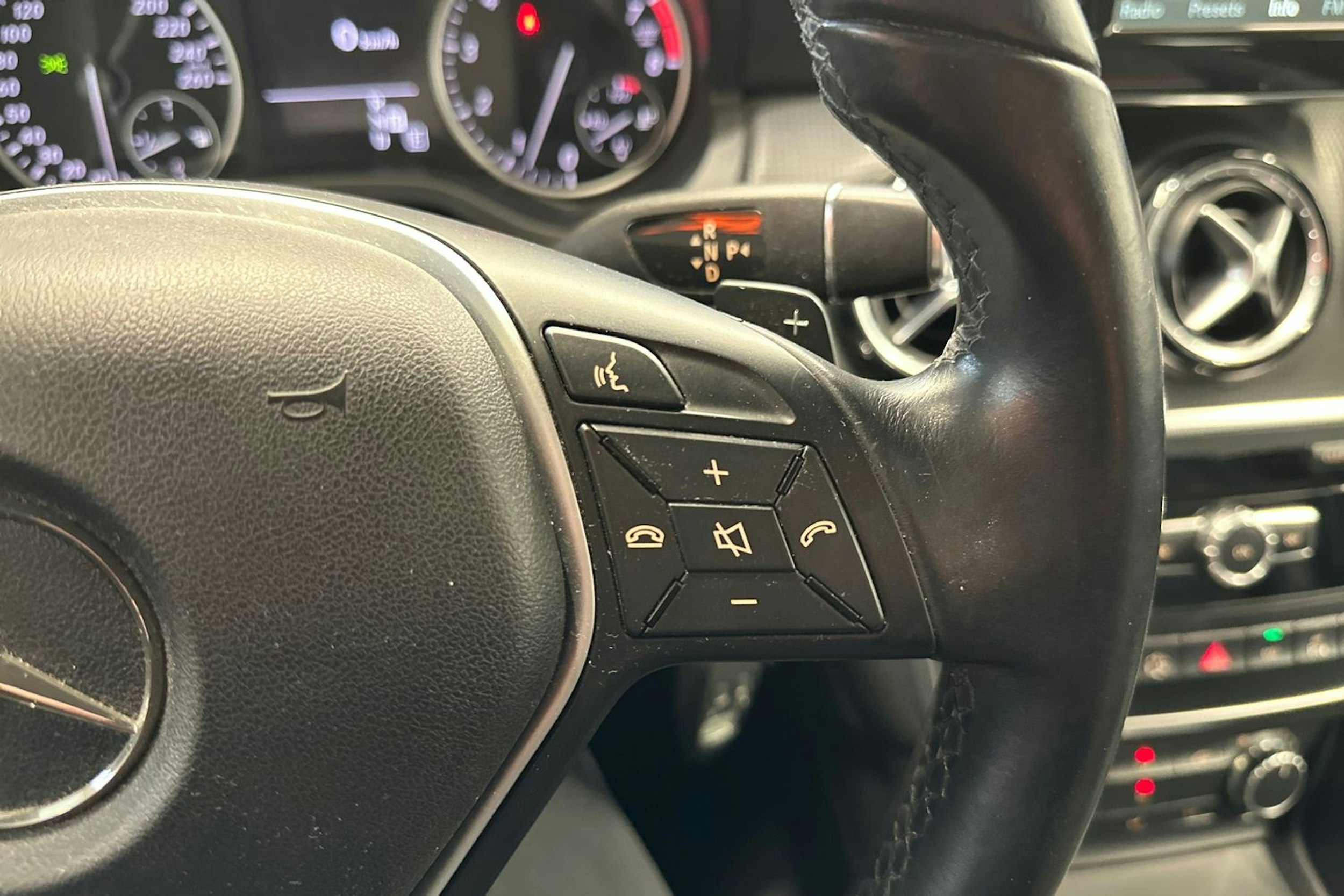 harmaa Mercedes-Benz A 2013 kuva 15.