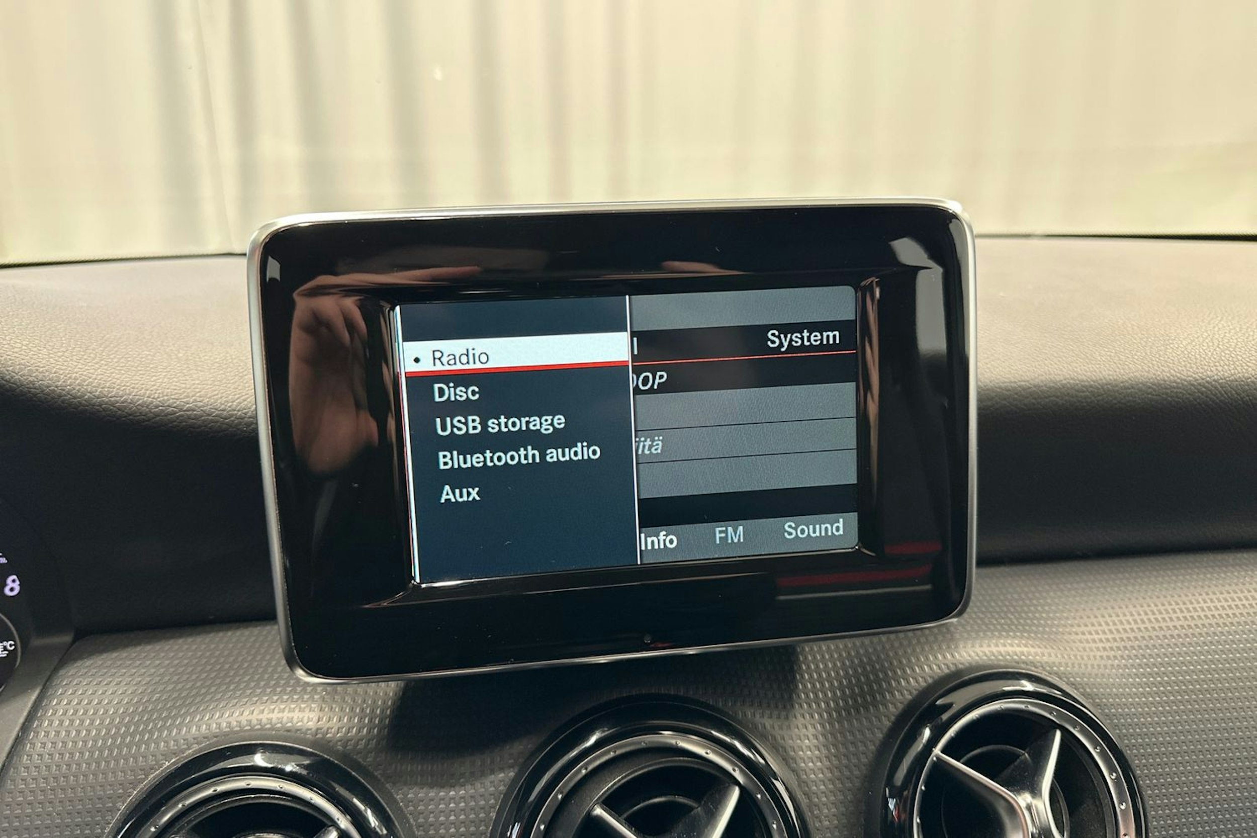 harmaa Mercedes-Benz A 2013 kuva 17.